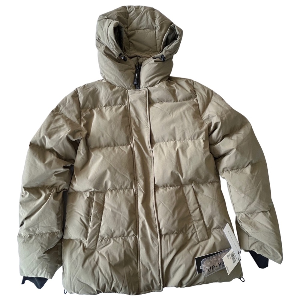 NWT. Sanctuary Women’s Hooded Puffer Up Premium Down Fill Jacket in Olive green.